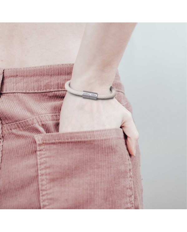 Bracelet avec fermoir magnétique argent mat et câble RN01 (Lin Naturel Neutre)