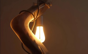 Innovation et tradition : la lampe forcola de Carlo D'Urso